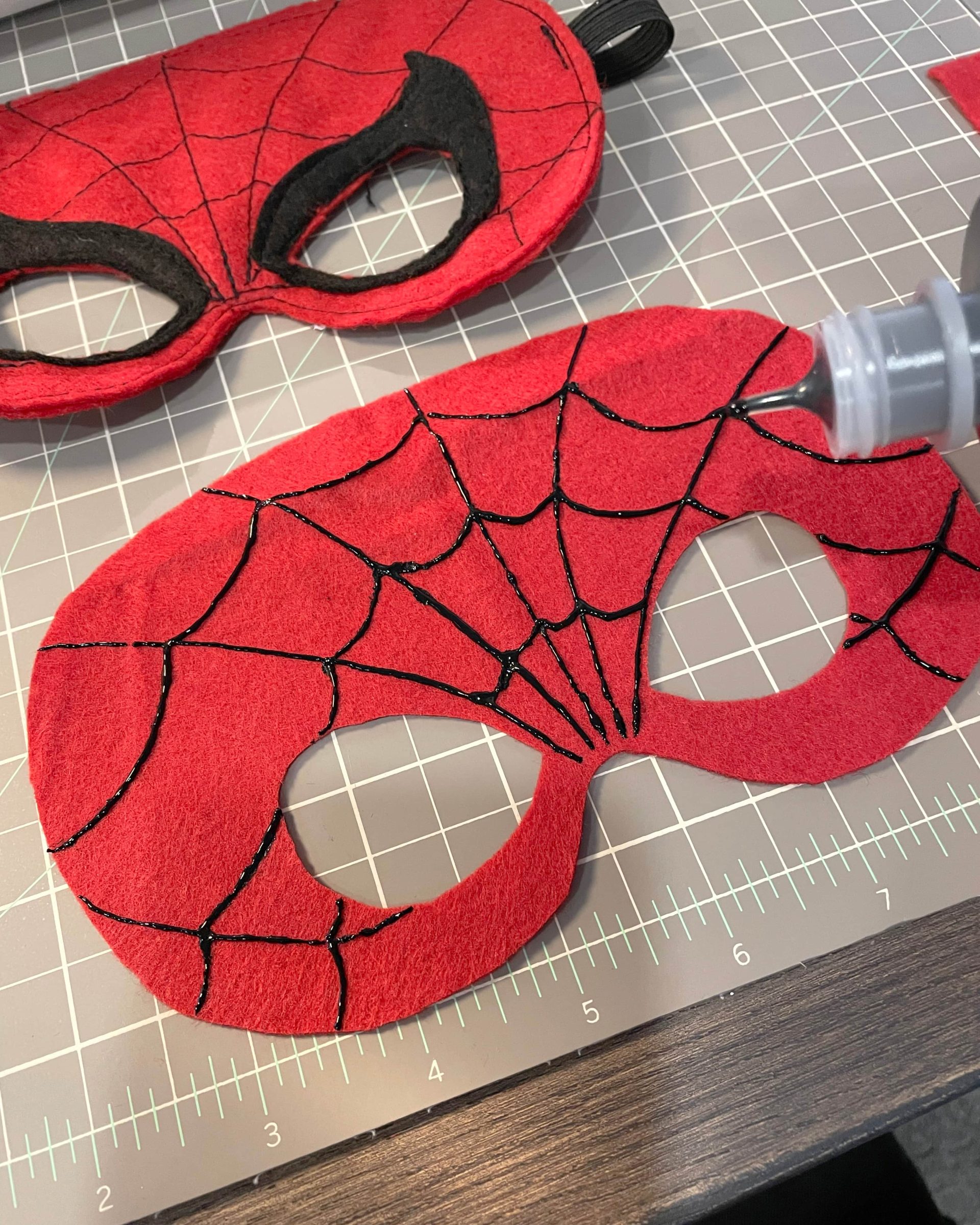 Felt SpiderMan Mask Tutorial + Free Template In Pursuit of Chic